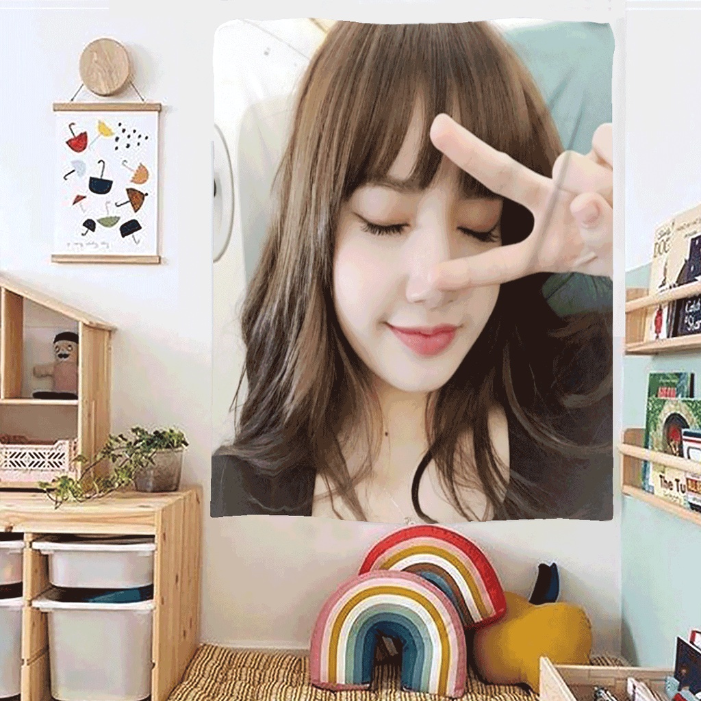 LISA BLACKPINK 2 Tranh vải treo tường Decor phòng ngủ trang trí phòng khách IN THEO YÊU CẦU tặng đèn và móc treo