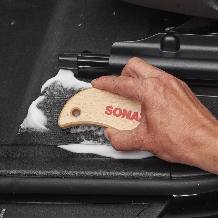 Bàn chải vệ sinh nội thất ô tô SONAX Leather Brush 416741