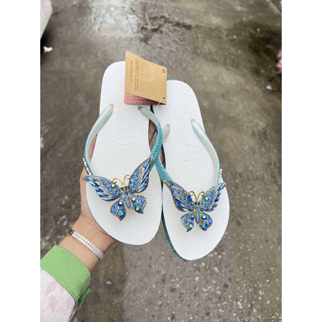 DÉP HAVAI TRẮNG NHŨ KÈM CHARM