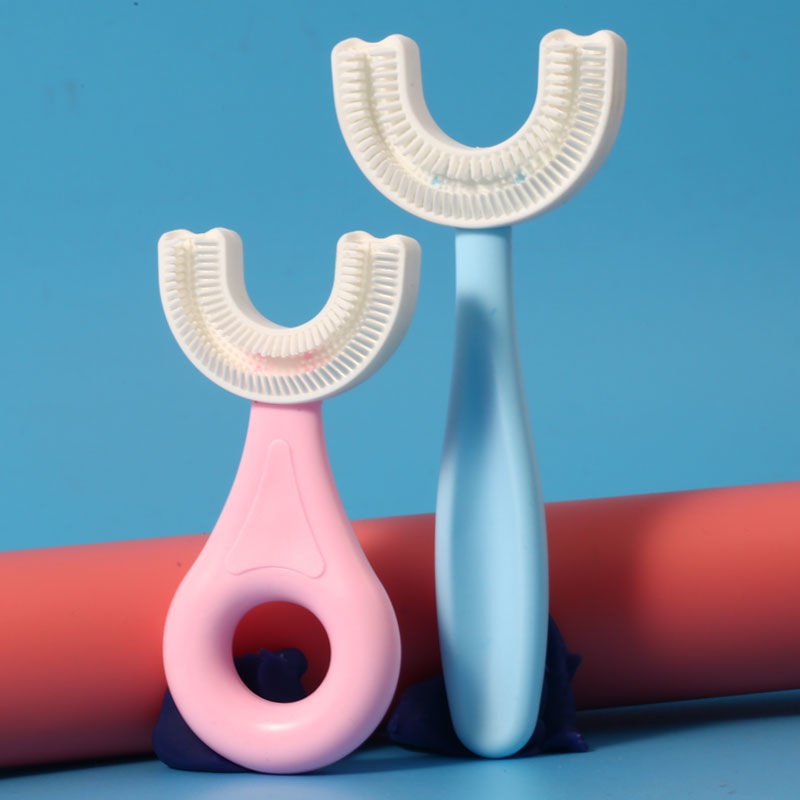 Bàn chải đánh răng cho bé chữ u chất liệu Silicon chịu được lực cắn, cho bé từ 2 tuổi - 6 tuổi