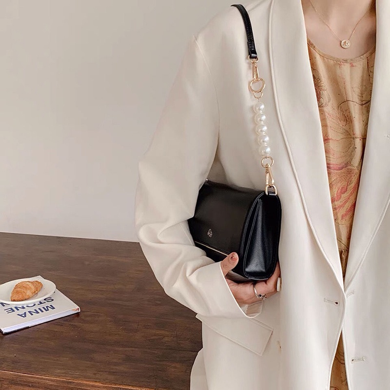Túi xách đeo vai màu trơn dây đeo phối ngọc trai và dây xích thời trang thanh lịch