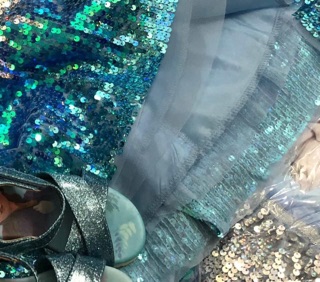 Váy élsa H&M đính sequin lấp lánh