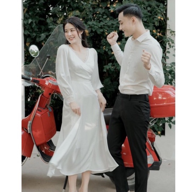 Đầm trắng maxi dài tay phối ren