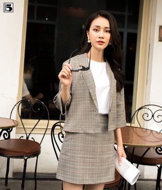 Áo blazer kẻ caro tay lỡ Twentyfive MV3