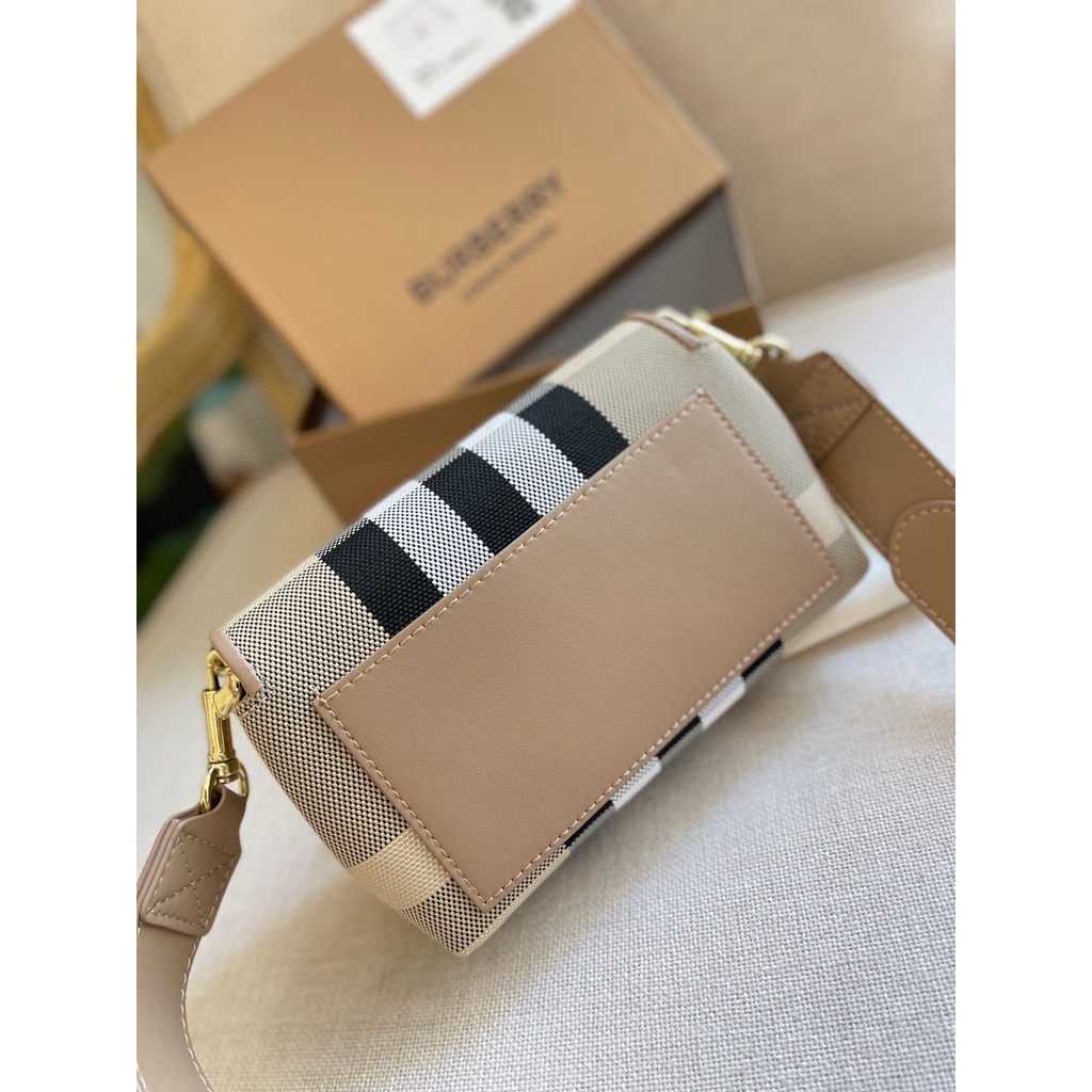 Túi Đeo Chéo Burberry Thời Trang Sang Trọng Cho Nam Nữ