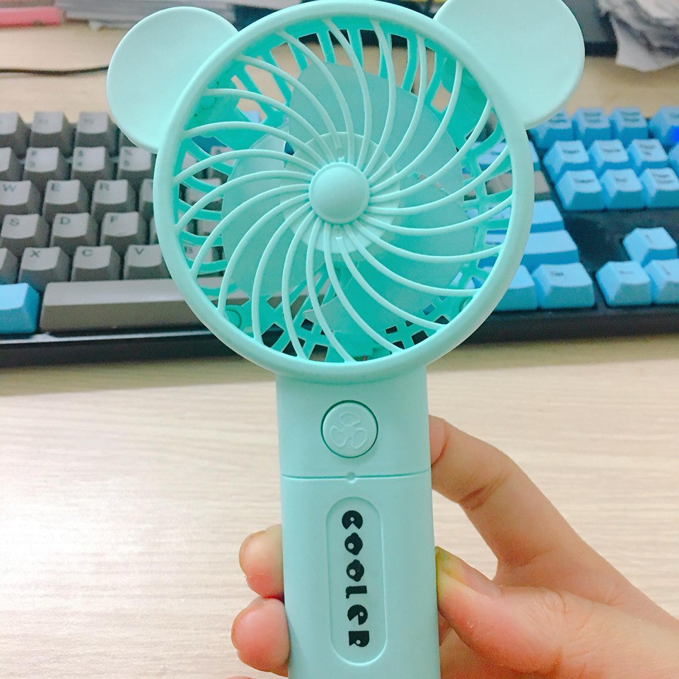 Quạt Mini cầm Tay ⚡FS50K⚡ Tích Điện Micky Cooler Gió Cực Mát [Full Box + Phụ Kiện]