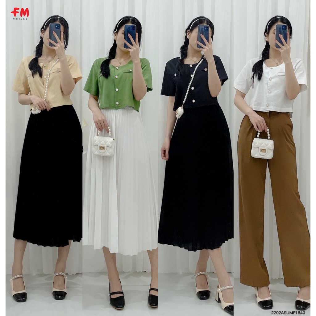 Áo kiểu cổ tròn gài nút phối nút ngọc tay ngắn nữ FM Style dáng crop thời trang thanh lịch 220215418