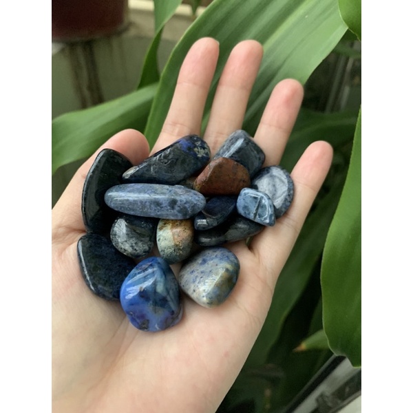 Viên đá mài bóng Dumortierite Quartz Tumbled màu xanh lam đậm sưu tầm trang trí
