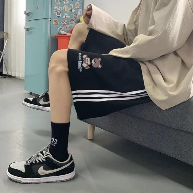 Quần Sooc Nam Nữ Mặc Nhà, Quần Đùi Unisex Ống Rộng Màu Đen In Hình Gấu(Hàng Sẵn- Ảnh Thật)