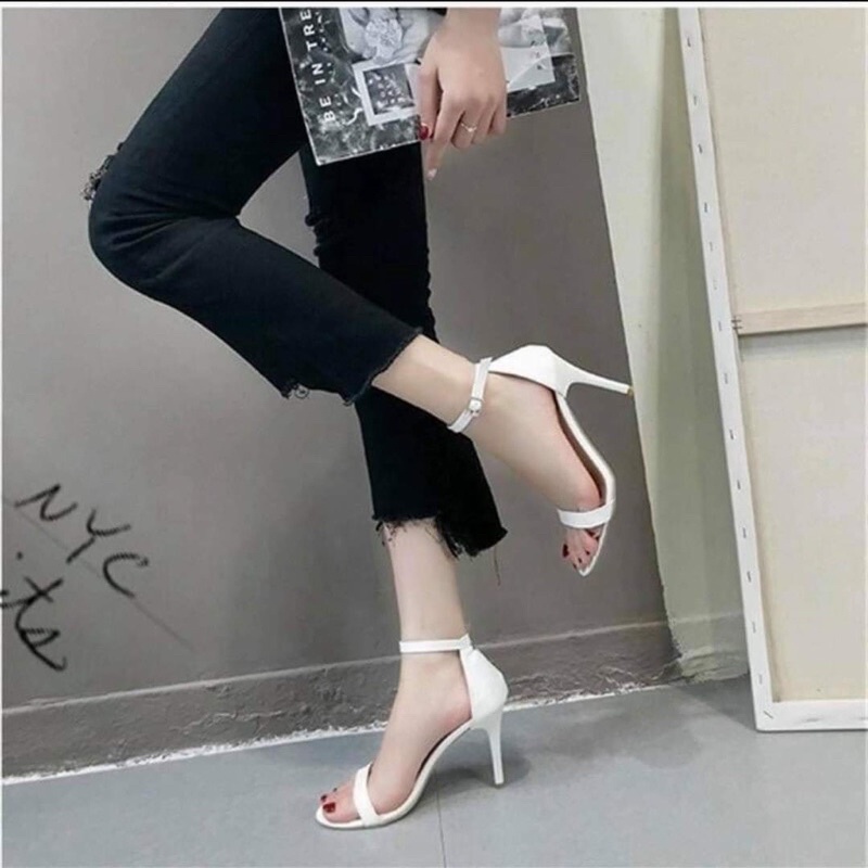 Giày sandal gót nhọn 9p Ngọc Trinh VNXK