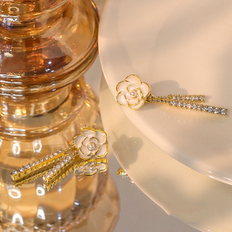 Bông Tai Mạ Bạc 925 Dáng Dài Đính Ngọc Trai Phối Tua Rua Phong Cách Retro Thời Trang