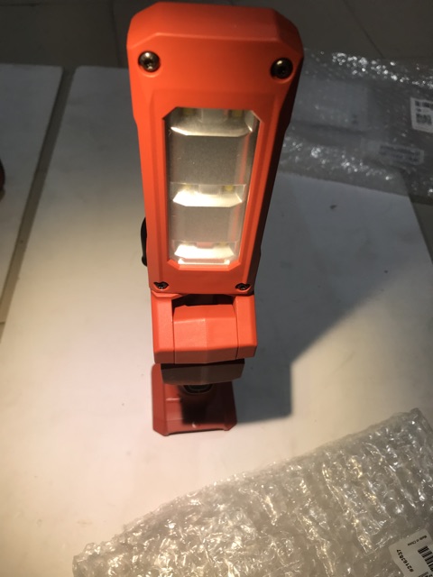 Đèn pin hilti 12 vol