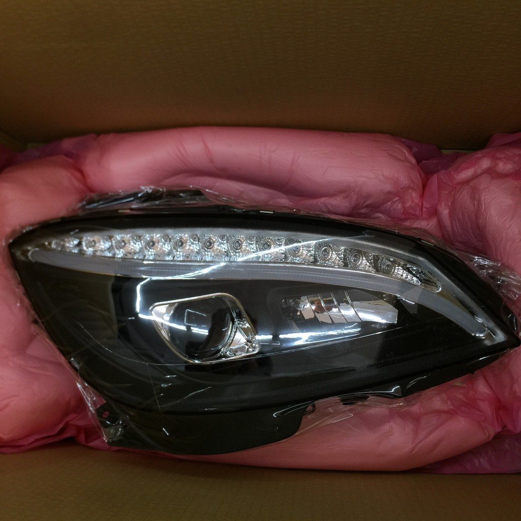 Combo Đèn hậu, pha W204