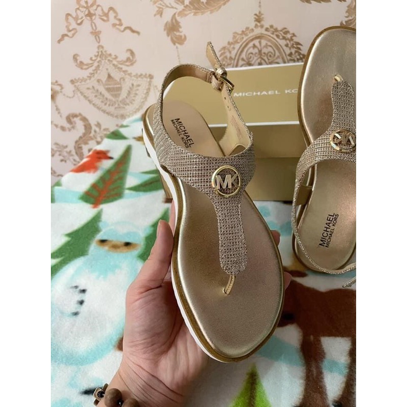 👡xăng đan  cho chân  5.5