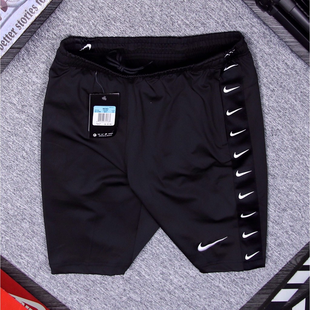 Quần short Thể thao Swoosh