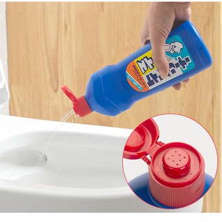 Nước tẩy rửa bồn cầu toilet, nhà vệ sinh, bình xanh dương Rocket 500ml của Nhật.