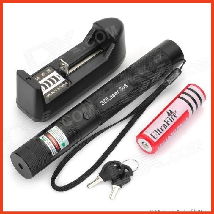 Đèn Laser SD 303 Siêu Mạnh (full hộp pin và sạc)