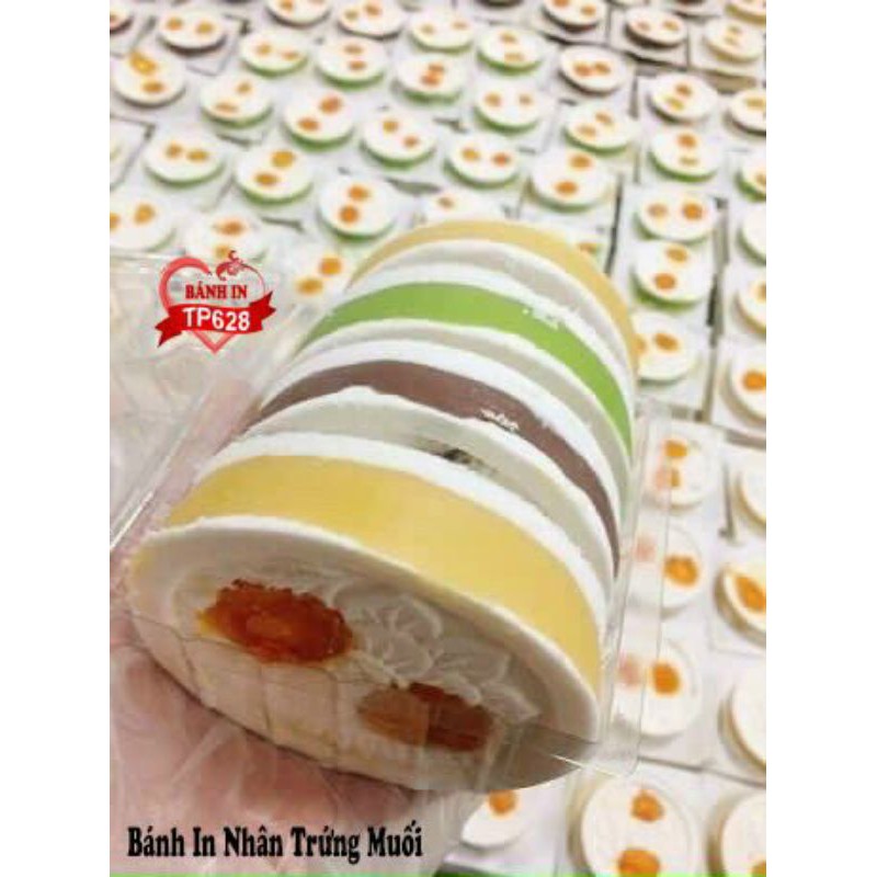 Bánh In Nhân Trứng Muối