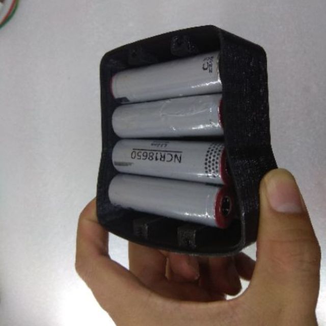 Đáy ryobi 14.4V độ lắp 8 cell 18650 4s2p