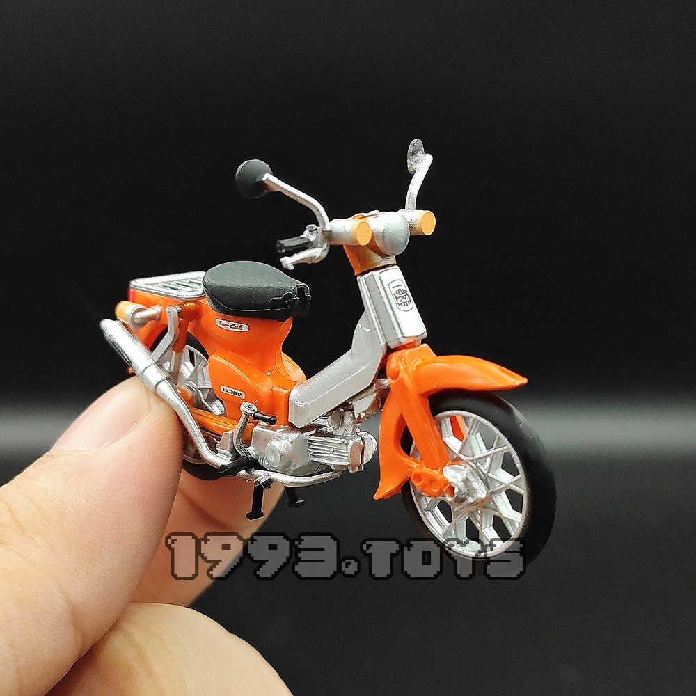 Xe mô hình tỉ lệ 1:32 xe máy Honda Cub hàng chính hãng Aoshima