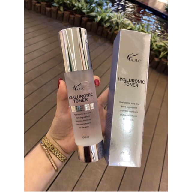 Nước hoa hồng siêu cấp nước AHC HYALURONIC TONER