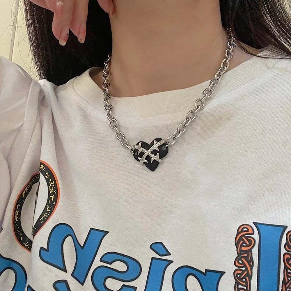 Vòng cổ Hợp Kim Mặt Hình Trái Tim Và Gai Độc Đáo Thời Trang Cho Nữ