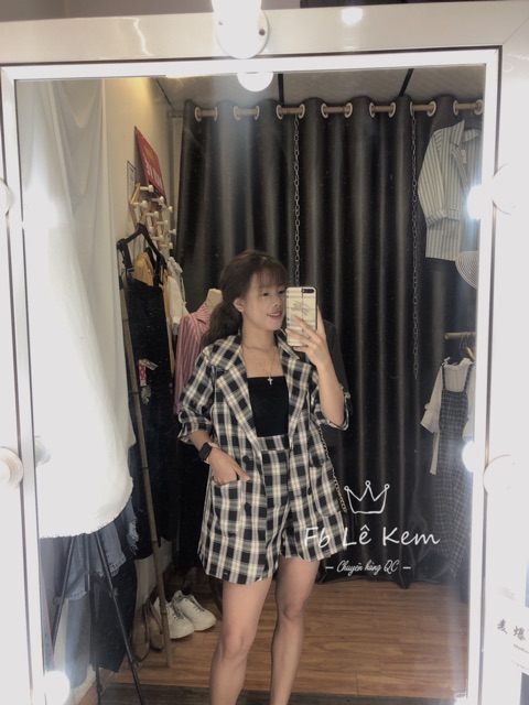 SÉT ÁO BLAZER KÈM QUẦN SOOC KẺ CARO SIZE S M