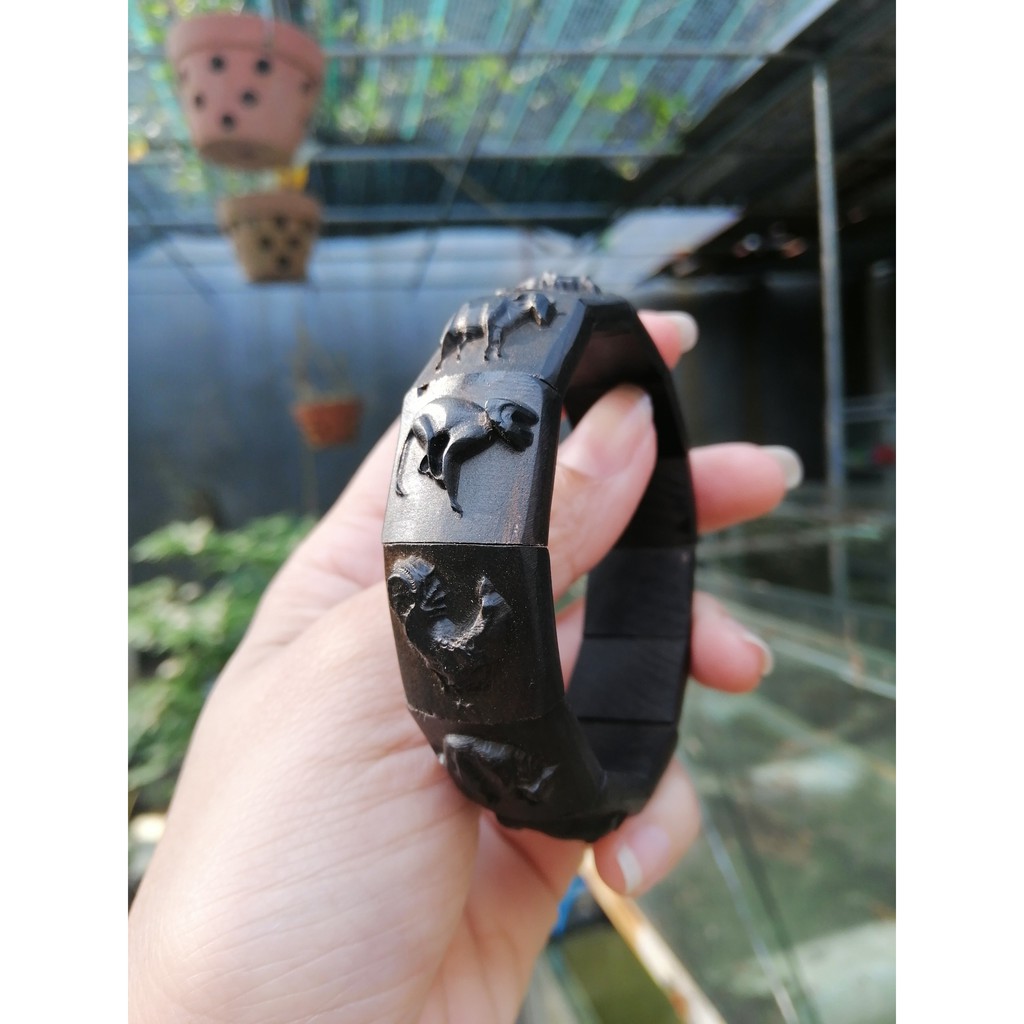Vòng tay 12 con giáp gỗ mun sừng đen