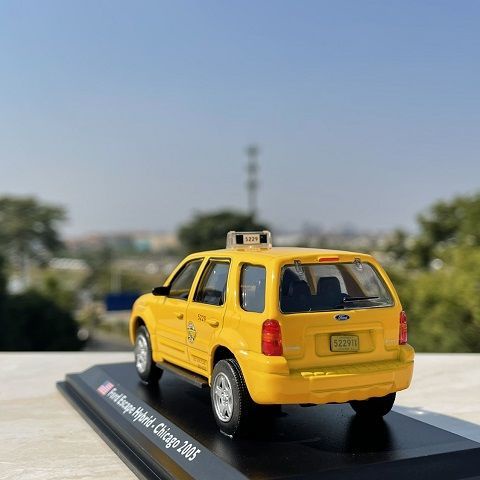 Mô Hình Xe Hơi Ford Chicago taxi Bằng Hợp Kim Tỉ Lệ 1: 43