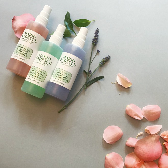 Xịt Khoáng Dưỡng Ẩm Mario Badescu Facial Spray With Aloe
