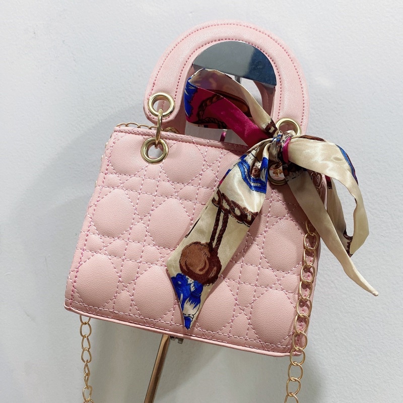 Túi dio💘Túi vuông 5 ô da  size 20cm chùm vàng TX96