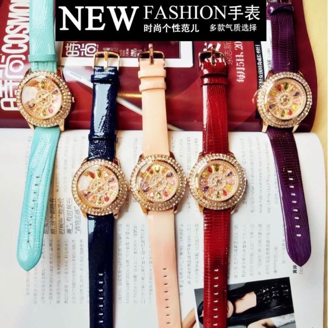 Đồng hồ nữ dây da cao cấp SANDA đính đá cực đẹp