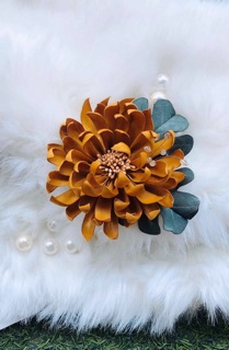 Lá phụ kiện handmade