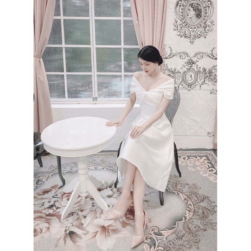 ĐẦM TRỄ VAI TRẮNG XOẮN NGỰC - LIKEHER