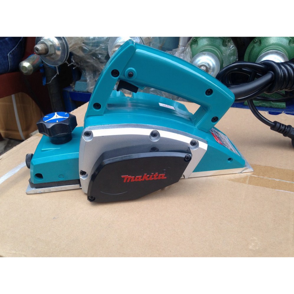 MÁY BÀO GỖ MAKITA N1900B _có kèm theo lưỡi