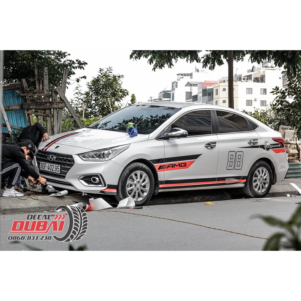 Ảnh thật Tem Dán Sườn Xe Accent