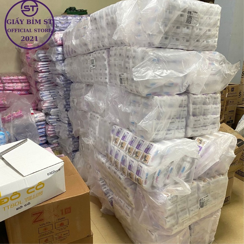 Băng vệ sinh Diana Hằng ngày kháng khuẩn dây 6 gói, 22 miếng/gói