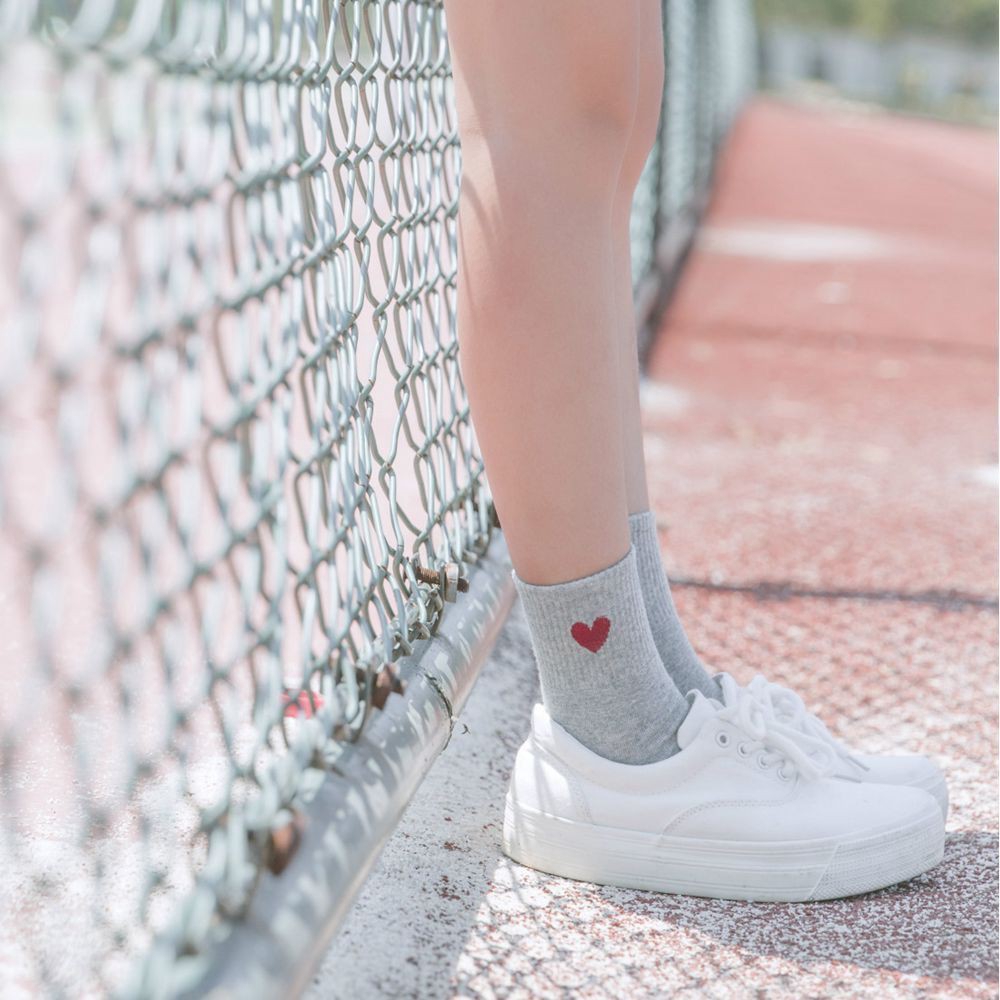 Vớ Nữ Bằng Cotton Mềm Cổ Cao Họa Tiết Trái Tim Chất Lượng Cao