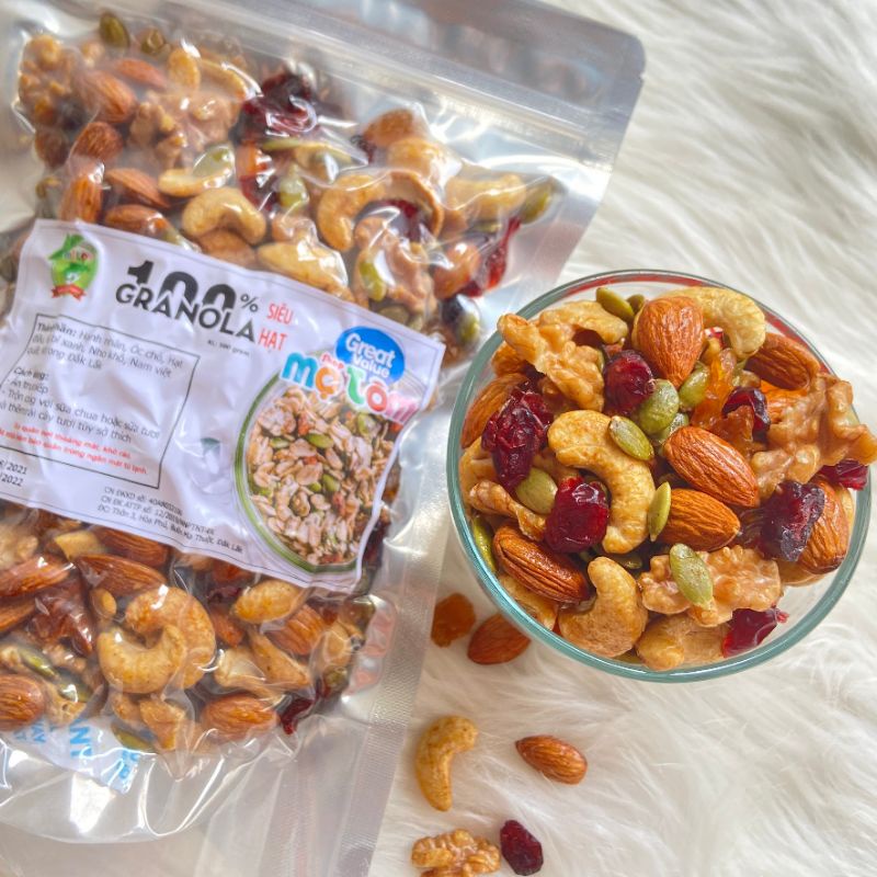 500GRAM NGŨ CỐC GRANOLA NƯỚNG MẬT ONG HANDMADE (NGŨ CỐC NGUYÊN HẠT, HẠNH NHÂN, ÓC CHÓ, HẠT ĐIỀU, HẠT BÍ, K MACCA)