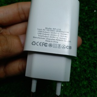 Cốc sạc Remax RP-U35