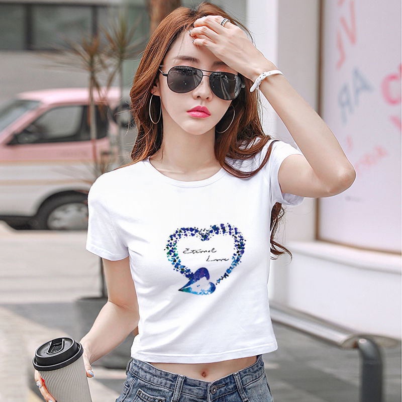 Áo croptop tay ngắn dáng ôm in họa tiết màu trắng thời trang mùa hè cho nữ