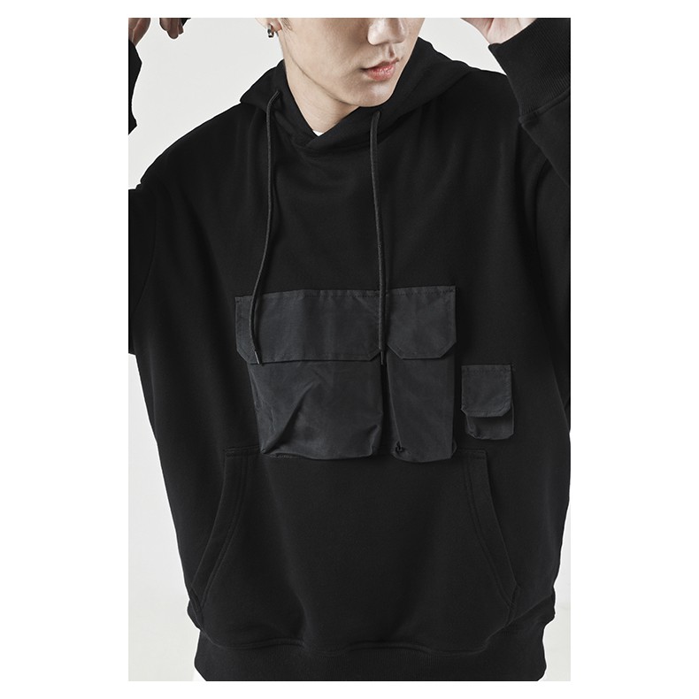 Áo Hoodie poly pocket màu đen form oversize nam nữ đều mặc được