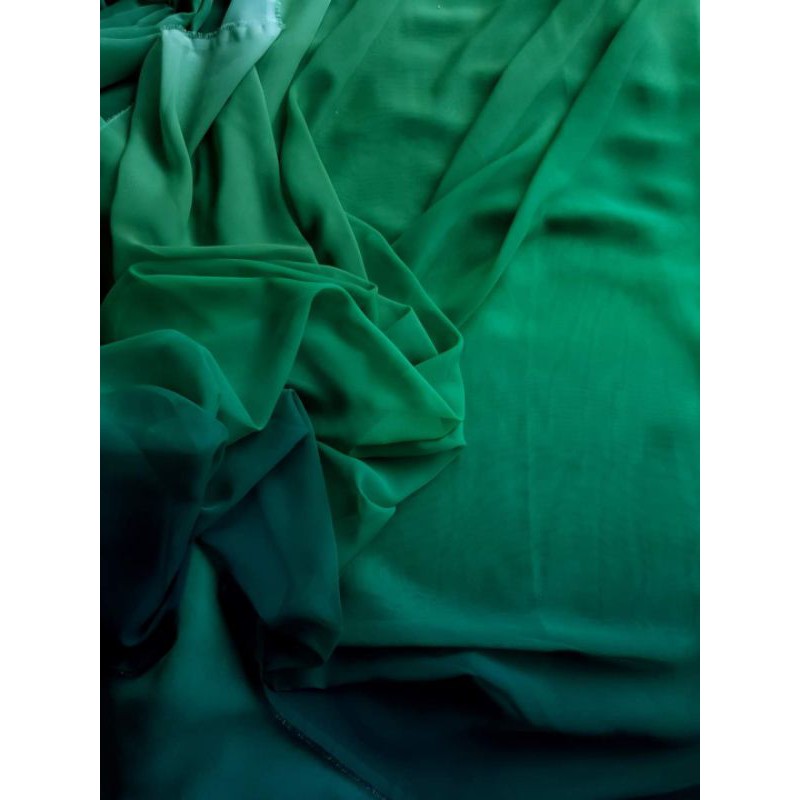 Vải voan loang màu