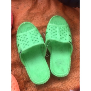 Dép tổ ông cho bé