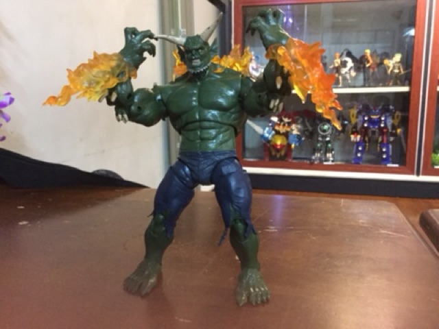 Mô hình Marvel legend Green Goblin
