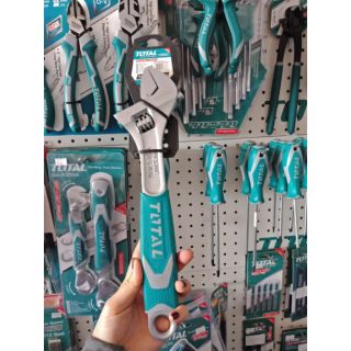 Mỏ lết Total THT101126