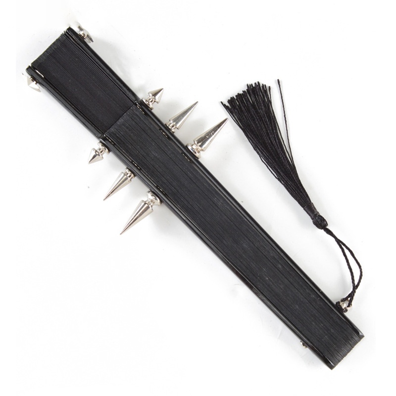 Quạt Xếp Cầm Tay Đính Đinh Tán Phong Cách Gothic