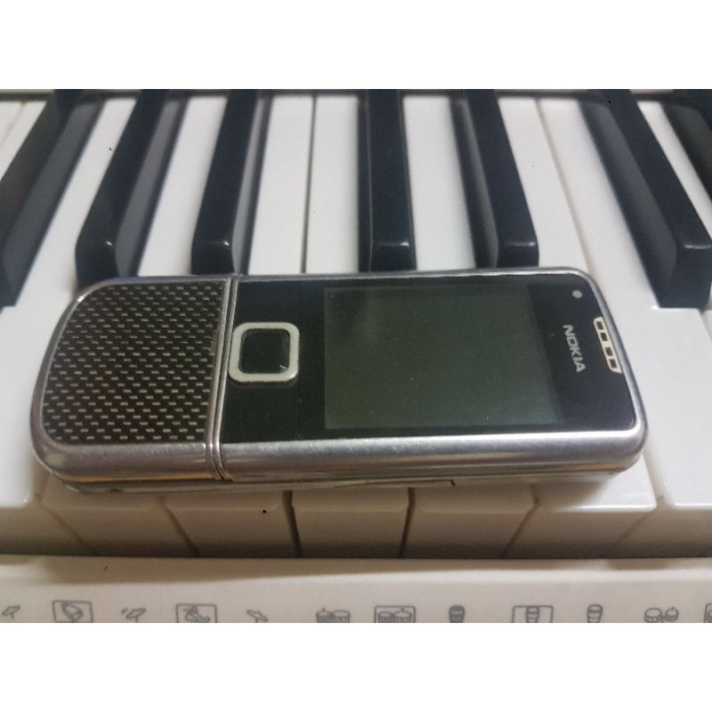 Điện thoại cổ 8800 tàu xác