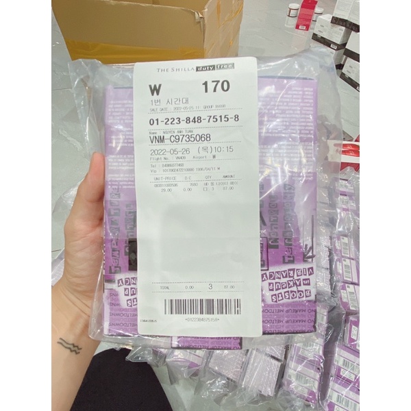 Xịt khoáng khoá nền Urban decay