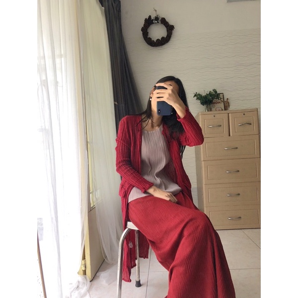 Áo cardigan dáng dài đỏ - SO030